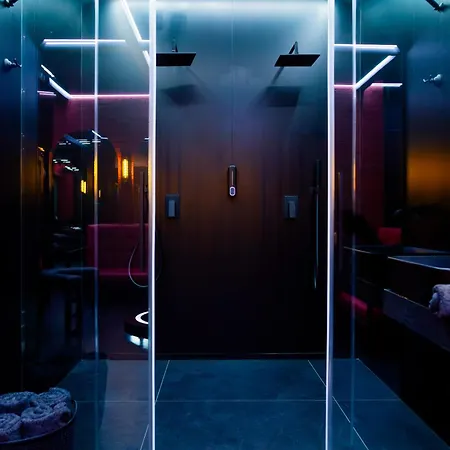 Z Sauna I Jacuzzi Апартаменти *