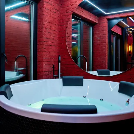 Z Sauna I Jacuzzi Katowice
